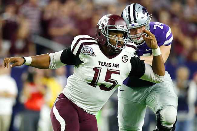 myles-garrett-bowl-game.jpg